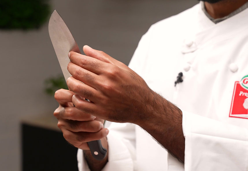 مهارات اسخدام السكين  