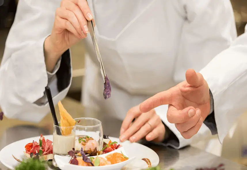 Training Aspiring Chefs: Guide to Culinary Staff Development